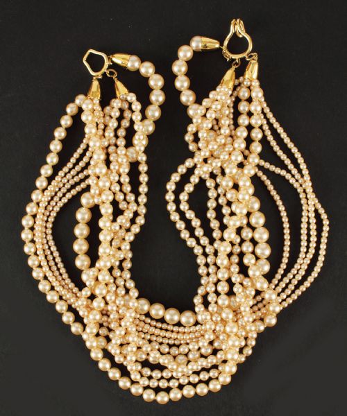 Liza Minnelli Owned & Worn Faux Pearl Necklace