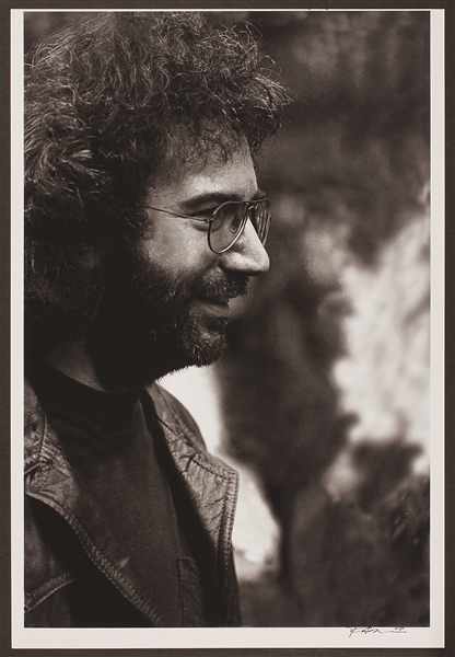 Jerry Garcia Original Roberto Rabanne Signed 13 x 19 Original Photograph With "Hand Print" On Verso