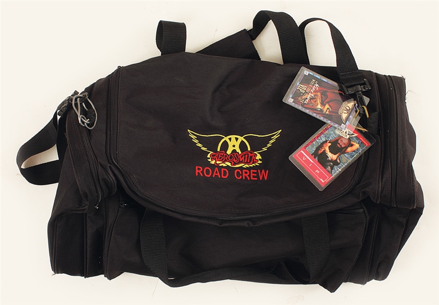 Aerosmith Original Nine Lives World Tour  Canvas Bag and VIP Laminates