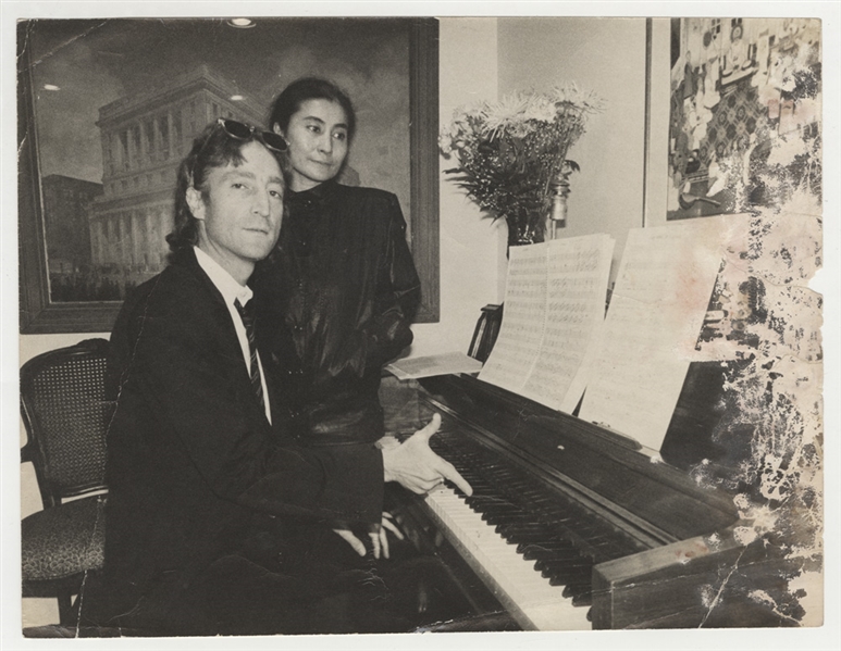 John Lennon & Yoko Ono Personally Owned  Original Bob Gruen Stamped Photograph