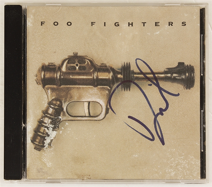 Foo Fighters Dave Grohl Signed C.D.