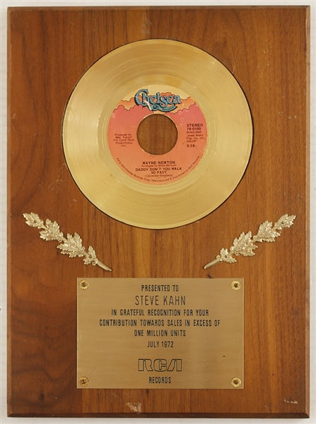 Wayne Newton "Daddy Don’t You Walk So Fast" Original RCA Records Gold Record Award