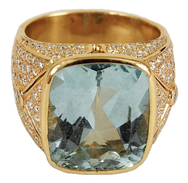 Elvis Presley Stage Worn Diamond & Aquamarine 18kt Gold Ring