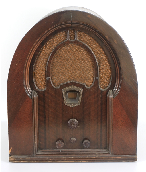 Vintage 1930s Philco Superheterodyne Radio