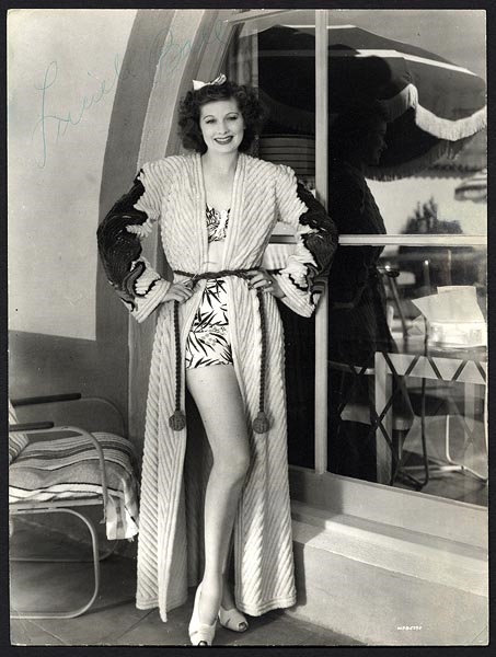 Lucille Ball Vintage Signed Original Photograph (Oversize 10 X 13)