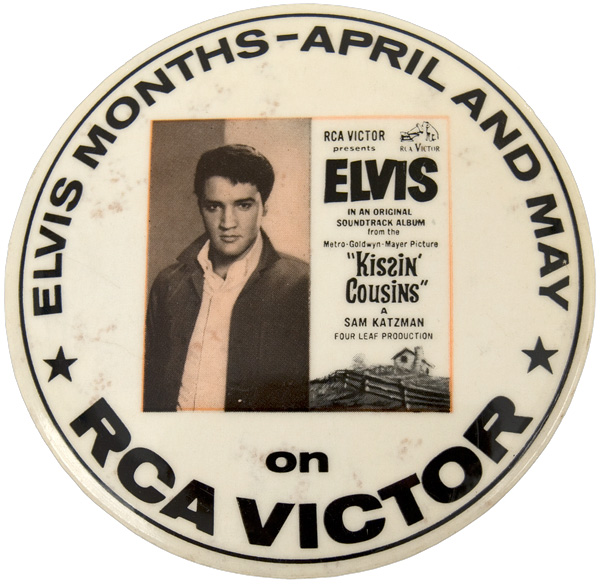 Elvis Presley Kissin Cousins RCA Victor Pinback Photo Button