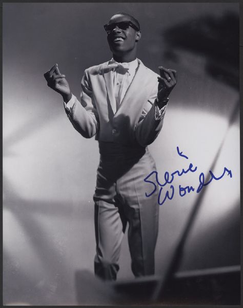 Stevie Wonder Signed Photograph 