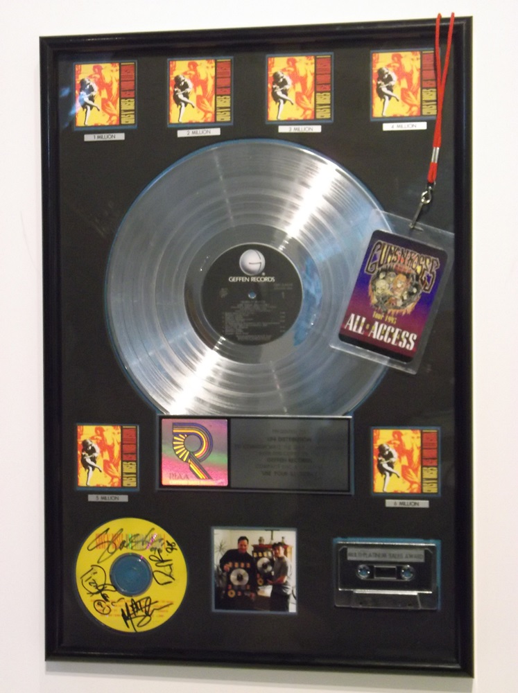 Lot Detail - Guns N’ Roses Signed Original Record Award