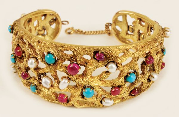 Lana Turner Owned and Worn Gold Bracelet