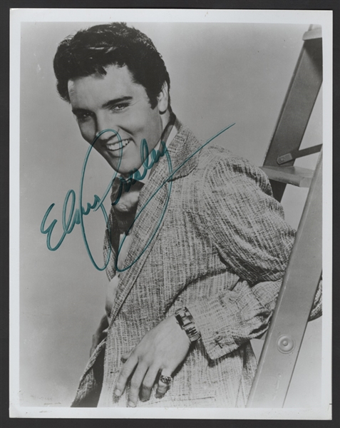 Elvis Presley Signed Original Publicity Photograph  