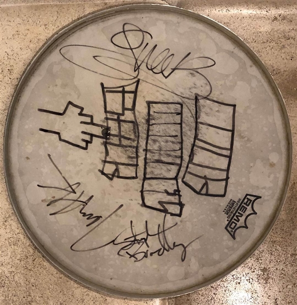 Gwen Stefani No Doubt Band Signed Drum Head With Artwork