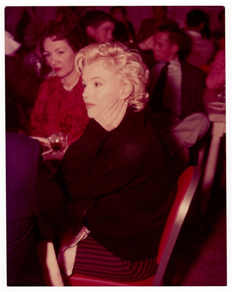 Marilyn Monroe Original 11 x 14 Candid Photograph