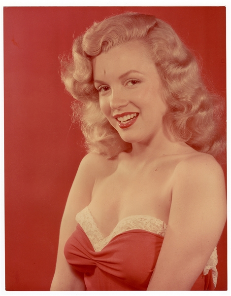 Marilyn Monroe Original 11 x 14 "Norma Jeane Dougherty" Early Modeling Photograph
