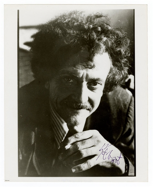 Kurt Vonnegut Signed Photograph JSA Authentication