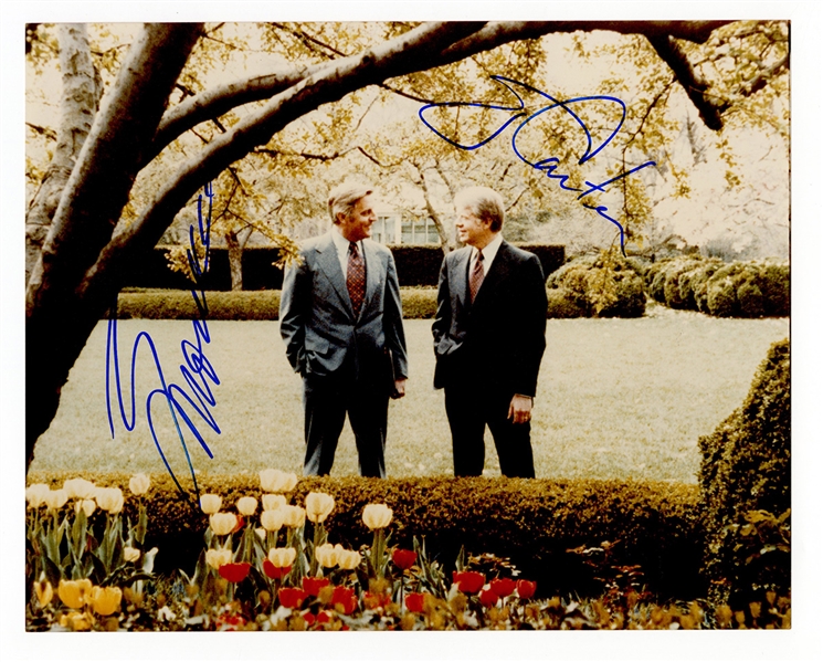 Jimmy Carter and Walter Mondale Signed Photograph Beckett LOA