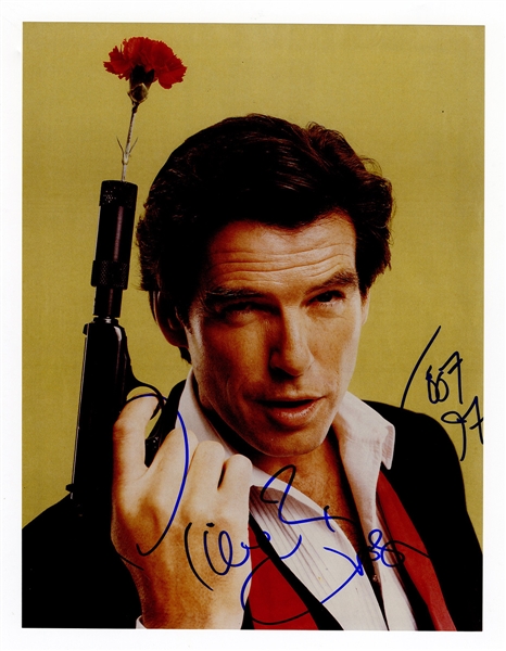 Pierce Brosnan Signed “James Bond 007” Photograph Beckett COA