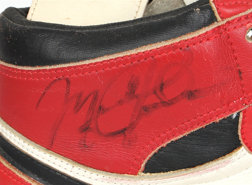 Lot Detail - Michael Jordan 1985-86 Game Worn and Signed Post-Injury ...