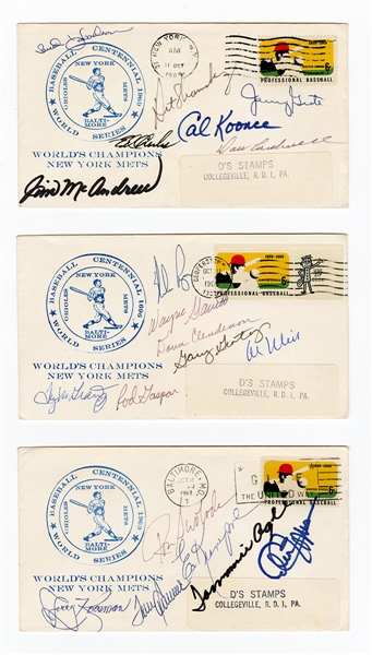 1969 World Championship NY Mets Signed Cachet Envelopes (20 Signatures) JSA Authentication