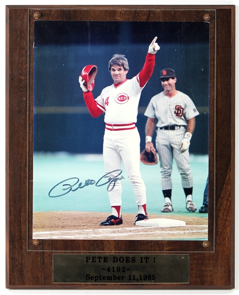 Pete Rose Signed and Framed 4,192 Hits Photograph