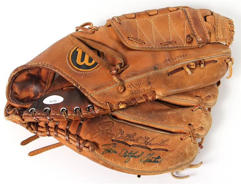Jim "Catfish" Hunter Signed Store Model Baseball Glove