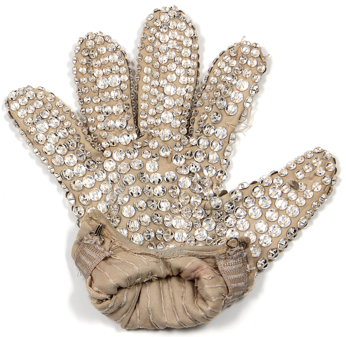 Michael Jackson on X: This Michael Jackson glove is believed to be from  The Victory Tour and will be used in the #MJForever ceremony!   / X