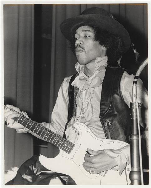 Jimi Hendrix Original Wire Stamped Roberto Rabanne Photograph