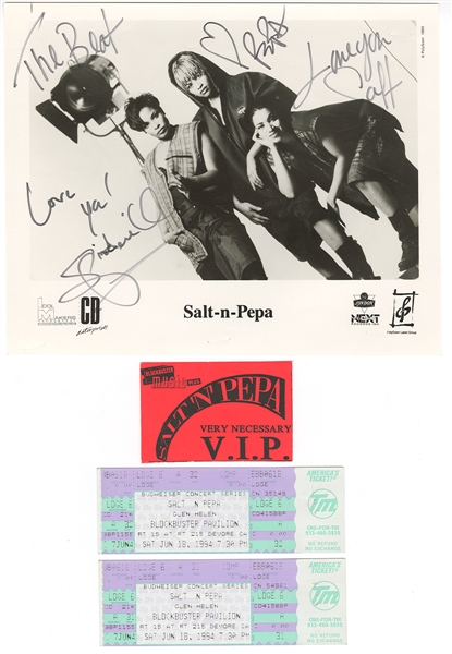 Salt -n- Pepa and DJ Spinderella Signed Photograph and Concert Archive