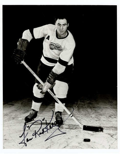 Red Kelly Signed Photograph