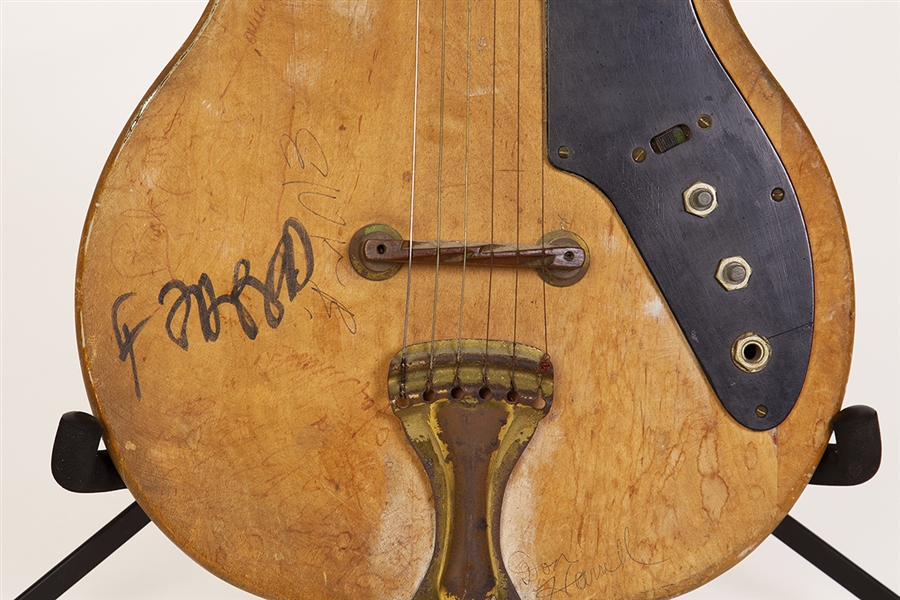 Lot Detail - Frank Zappa, B.B. King & Chuck Berry Signed Electric Guitar