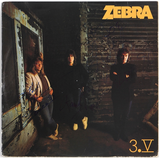 Zebra Signed "3. V" Album