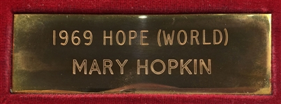 Mary Hopkin Owned 1969 Disc And Music Echo Award