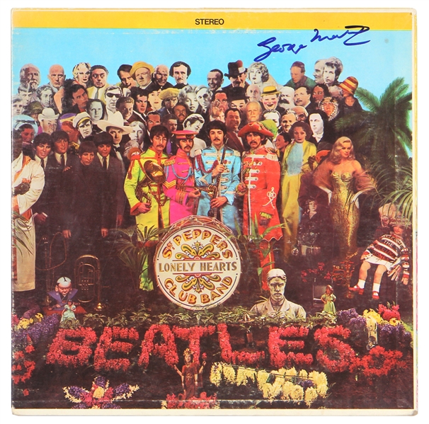 George Martin Signed Beatles "Sgt. Peppers Lonely Hearts Club Band" Album (REAL)