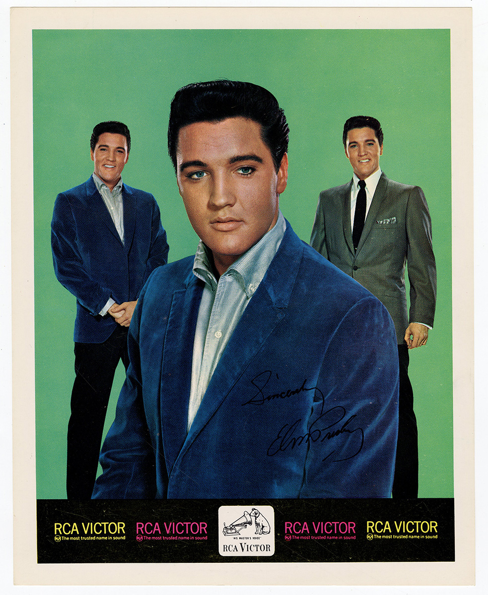 Lot Detail - Elvis Presley Vintage Original It Happened at the World's Fair  Bonus Photo with RCA Album Ad on Verso