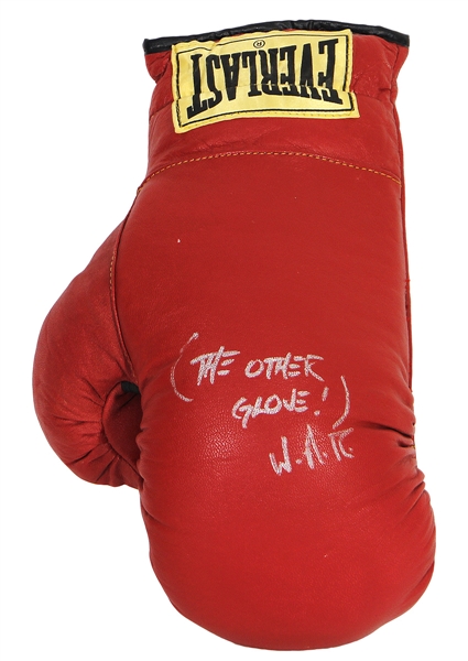 Guns N Roses Axl Rose Signed Boxing Glove (REAL)