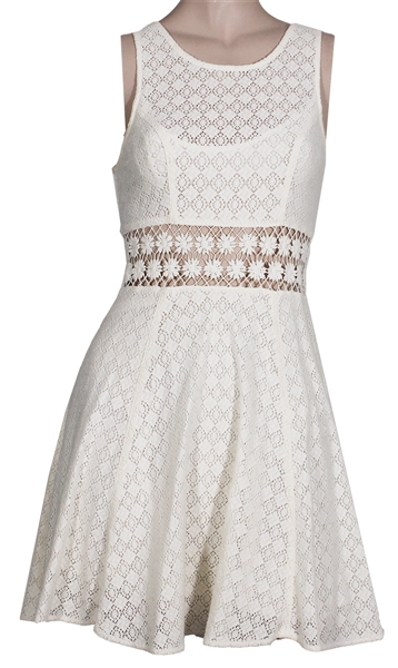 Taylor Swift  Worn Beautiful Off-White Sleeveless Short Crochet Dress