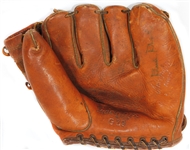 Robin Roberts Autographed Signature Model Glove