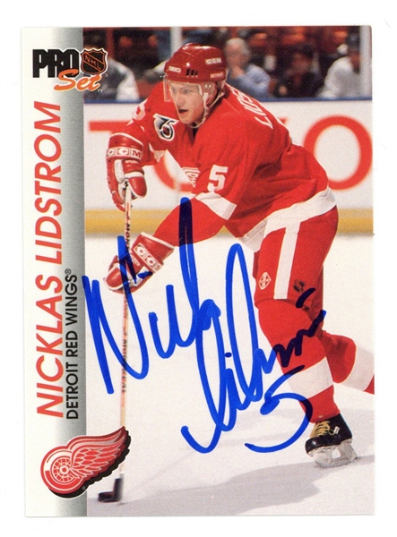 Nicklas Lidstrom Signed 1992 Hockey Pro Set Card #42
