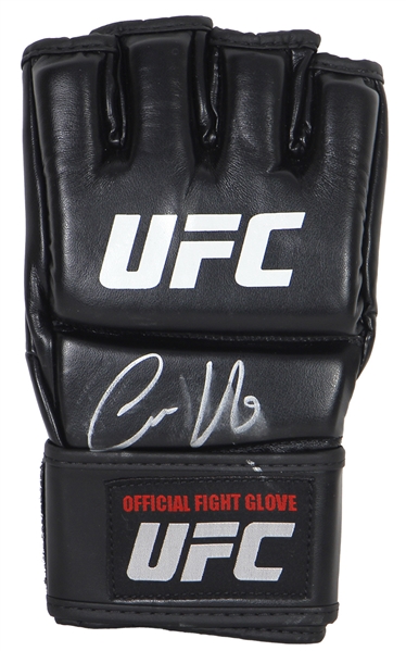 Conor McGregor Signed Official UFC Fight Glove (Beckett)