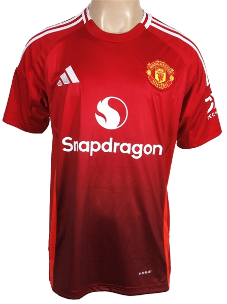 Alejandro Garnacho Signed Manchester United Jersey (Beckett)