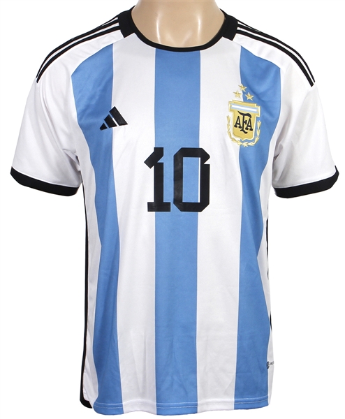 Lionel Messi Signed Argentina Jersey (Beckett)