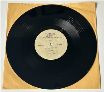 KISS Feb 1977 Do You Love Me 10" Acetate Record 2-sided with Version 1 & II of Song