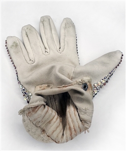 Michael Jackson Owned & Stage Worn 1996 HIStory World Tour Right Handed Swarovski Crystal Glove (RGU)