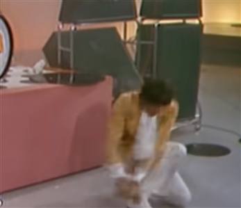 Pete Townshend Owned, Played & Smashed 1967 Vox Cheetah V267 Guitar During Iconic 9/15/1967 Show