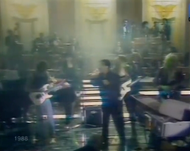 Def Leppard 1988 Stage Played Peavey Amplifier Used at Sanremo Music Festival During “Hysteria World Tour