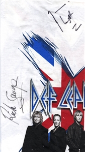 Def Leppard Signed UK Concert T-Shirt (REAL)